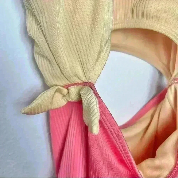 Art Class | Girls One-Piece with Cut Out and Side Ties | Size Medium (8) - Picture 6 of 10